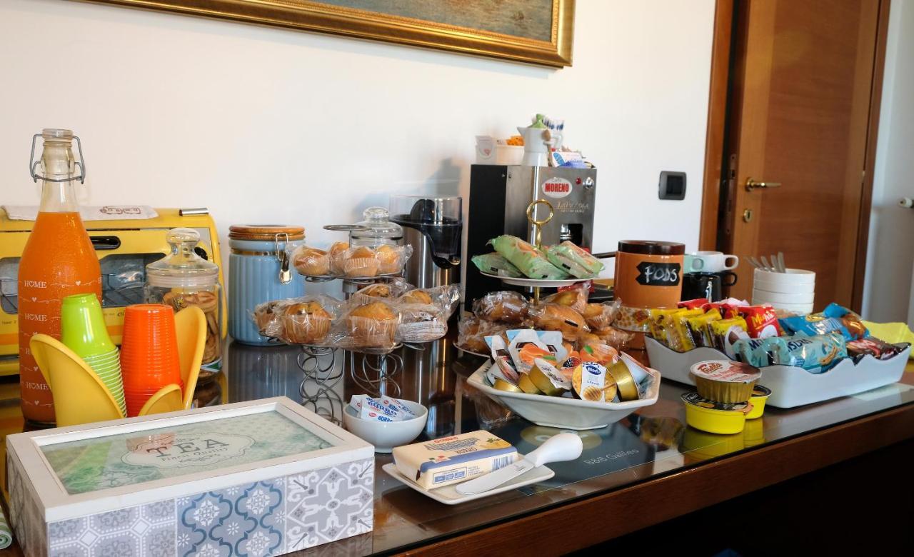 B&B Galileo Napoli Ngoại thất bức ảnh